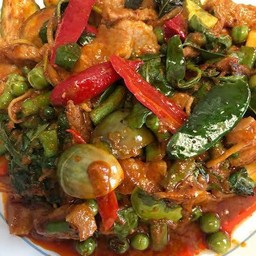 ผัดเผ็ด (กับข้าว)