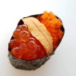 (148) ซูชิไข่ 3 อย่าง (คำละ)