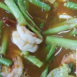 แกงส้มผักรวมกุ้ง
