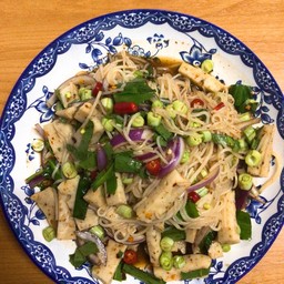 ยำขนมจีน(หมูยอ)