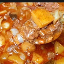 แกงมัสมั่นเนื้อ