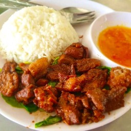 ข้าวหมูตุ๋น
