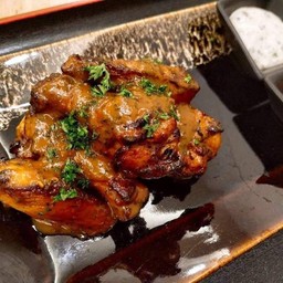 ปีกไก่ทอดฮันนี่บัลซามิก