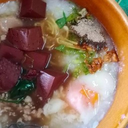 ข้าวต่มเลืิอดหมูใบตำลึง