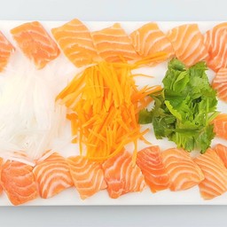 ปลาดิบแซลมอน (ใหญ่)