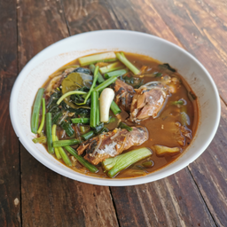 แกงวุ้นเส้นปลากระป๋อง