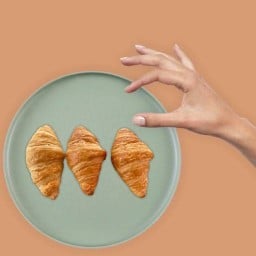 มินิครัวซองต์ By Emily