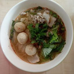 ก๋วยเตี๋ยวบ้านเอื้อไนซาฟารี