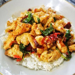 ข้าวกะเพราไก่