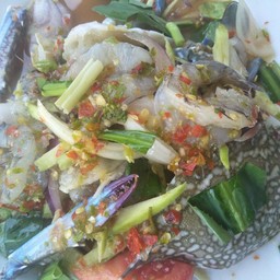 ยำกุ้ง