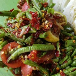 ตำถั่วฝักยาว