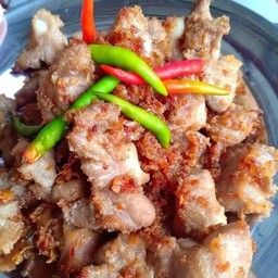 แหนมหมูกระดูกอ่อนใบพาย