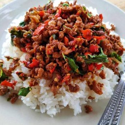 ข้าว_กระเพราผัดแห้ง