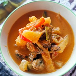 ร้านข้าวราดแกงคุณน้ำหวาน ถนนโลกีย์