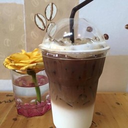 ร้านกาแฟสด เพิร์ล & เบเกอรี่