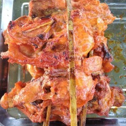 ร้านไก่ย่าง  ยอดชัย ม.ราม2