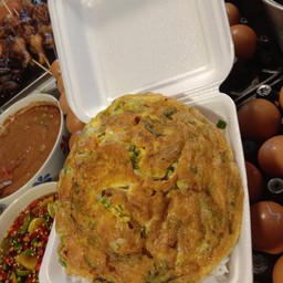 เซตข้าวไข่เจียวชะอม2ฟอง+น้ำพริกกะปิ+แกงจืดเต้าหู้หมูเด้งสาหร่าย