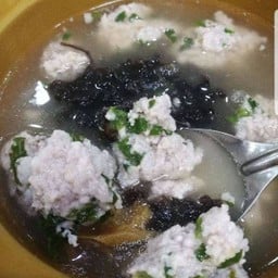 แกงจืดบ๊วยหมูสับ