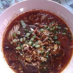 ขนมจีนน้ำเงี้ยว