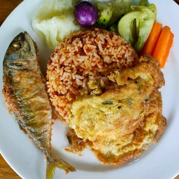 ข้าวคลุกน้ำพริก ปลาทู ไข่เจียว