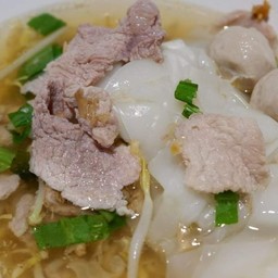 เส้นใหญ่น้ำใส- แห้ง