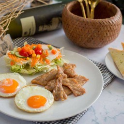 ชุดหมู,ไก่ทอด