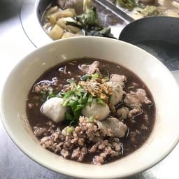 ก๋วยเตี๋ยวน้ำตก