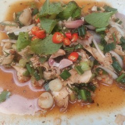 [อร่อยซ่ากับโค้ก] น้ำตกไก่ +  โค้ก ออริจินัล (กระป๋อง)