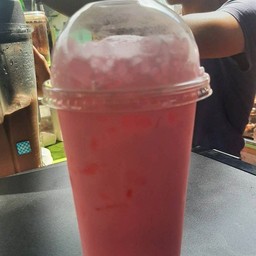 นมเย็นชมพู