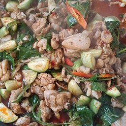 ครัวบ้านบ้าน อาหารตามสั่ง