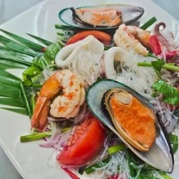 ยำวุ้นเสั้นทะเล