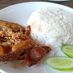 ช่อนทอดน้ำปลา