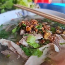 ก๋วยเตี๋ยวไก่น้ำ(พิเศษ)