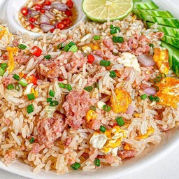 ข้าวผัดแหนม
