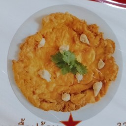 ไข่เจียวเนื้อปูก้อน