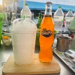 น้ำส้ม +น้ำแข็ง (แก้วใหญ่)