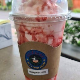 สตรอว์เบอร์รีนมสดปั่น