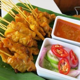 หมูสะเต๊ะใบเตย