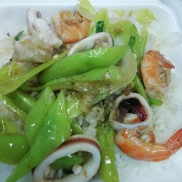 พริกอ่อนราดข้าว