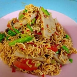 ตำมาม่าไก่ยอ