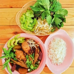 ชุดสุดคุ้ม เกาเหลา+ข้าวร้อนๆ