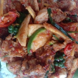 เนื้อผัดเผ็ด