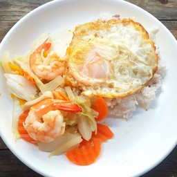 ข้าว กุ้งผัดผักรวม