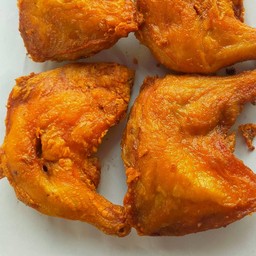 ไก่ทอดหาดใหญ่  (หน้าเซเว่นสันพระเนตร)