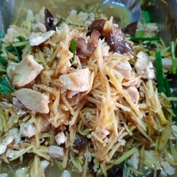 ไก่ผัดขิง