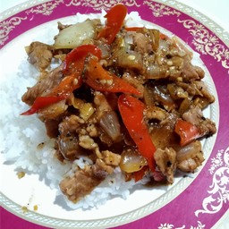 เนื้อผัดพริกไทยดำ