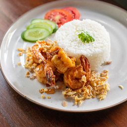 Crispy Garlic Shrimp With Rice