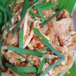 ผัดไทยหมู ผัดไทยไก่