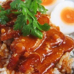 ข้าวหมูแดง