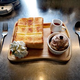 ชุดขนมปังปิ้ง